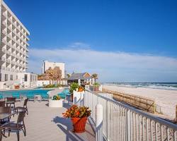 Gambar Holiday Inn Express & Suites Panama City Beach  Beachfront