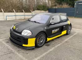 Renault Clio V6 3.0 occasion essence - Issy Les Moulineaux, (92 ...