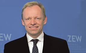 <b>Clemens Fuest</b>„QE ist letzte Option im Instrumentarium der EZB“ - Fuest_Clemens_ZEW_2013_Web_01