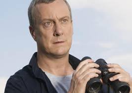 Stephen Tompkinson plays DCI Alan Banks. (Image: onenationmagazine.com). It&#39;s another new season on TV. The summer detritus has blown away like gas from a ... - stephen-tompkinson
