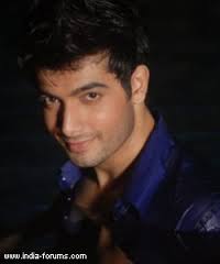 The dashing and extremely talented actor of the daily soap &#39;Banoo Main Teri Dulhann&#39;: Sharad Malhotra is all back with bang with his up coming movie &#39;From ... - 160356-p3lpdw88