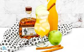 Rum and Apple Juice - Tasty Apple Juice Cocktail | Trop Rockin