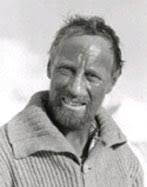 Im Juni 1957 besteigt Schmuck mit Fritz Wintersteller, Hermann Buhl und Kurt Diemberger den 8.051 Meter hohen Broad Peak im Karakorum. Es war das erste Mal, ... - marcus-schmuck