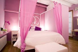 اجمل غرف نوم باللون الوردي Images?q=tbn:ANd9GcRjrxQMWJnafE32BIQGLw0SUz5XG4-E1kSVBkDR_HN0G1x9MlFALQ