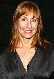Laurie Metcalf to Headline Strange Brew Pilot. Feb 16, 2010 08:43 PM ET; by Kate Stanhope. Laurie Metcalf. Laurie Metcalf intends to make Strange Brew. - 100216laurie-metcalf1