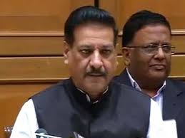 After Rahul Gandhi&#39;s objection, Adarsh scam report is &#39;partially accepted&#39;. Maharashtra Chief Minister Prithviraj Chavan - chavan360_10