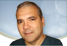 Dr. Juan Funes. Graduado de la Universidad Intercontinental de la Ciudad de Mexico en 1986; Miembro de la Asociacion Dental Mexicana; El Dr Funes ha tomado ... - juan-funes