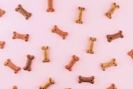 Are Milk Bones Bad For Dogs? (An Analysis of Ingredients) | Superb ...