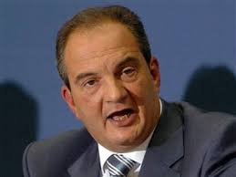 Hätte der griechische Ministerpräsident <b>Kostas Karamanlis</b> geahnt, <b>...</b> - ad2349cc54094511b0c9019ef0ebc08av2_max_359x269_b3535db83dc50e27c1bb1392364c95a2