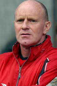Andy Ritchie. The former Manchester United and Oldham striker takes charge with the Terriers currently 16th in the division, eight points clear of the ... - AndyRitchie_468x713