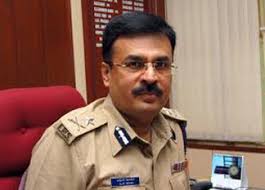 Alok mohan 1 Speaking to reporters after a meeting with senior police officials, the ADGP said a meeting of police officers of the three states have been ... - Alok%2520mohan%25206%2520dec%25202013%2520%25201
