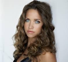 Simone Sinclair| Maiara Walsh Appreciation Thread #1: &quot;You know...sexy back.&quot; - maiarawalsh_1269845480