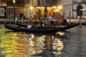 Venice By Night Tour And Gondola Ride