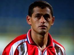 Francisco Arce is new manager of Paraguay. By Liam Apicella, Features Editor Filed: Saturday, July 30, 2011 at 10:55 UK. Last Updated: Tuesday, August 2, ... - franciscoarce_20020322