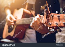 People playing musical instruments Images, Stock Photos & Vectors ...