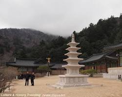 오대산 상원사 전경, AI로 생성