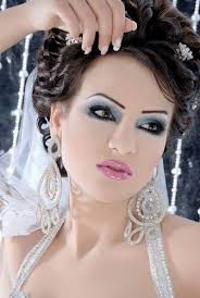 Résultat de recherche d'images pour "maquillage et coiffure mariée libanais"
