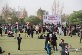 نتیجه تصویری برای جشنواره بادبادکها در شاهین شهر