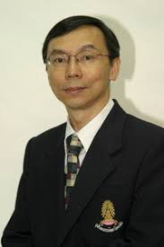 Kiat Ruxrungtham. Professor of Medicine - Kiat%25201