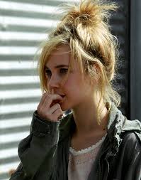 Juno Temple as &#39;Dottie Smith&#39; in “Killer Joe” I don&#39;t generally like misanthropic movies where all of the characters are presented as mean-spirited idiots… ... - killjoe-jt02