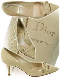 أحذية نسائية ماركة ديور  Dior رووووووعة  Images?q=tbn:ANd9GcSHxiQ-e-bJe1Zwn_0VaZSHykPL06SGccvYVX69RCzZIPxKPbHNhQ