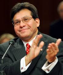 Former Attorney General Alberto Gonzales, head clown for some of the Bush Administration&#39;s wackiest episodes, will write a tell-all book about his ... - AlbertoGonzalesClap