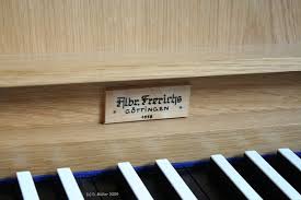 Erbaut im Jahre 1978 von Albrecht Frerichs, Orgelbauer aus ...