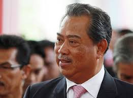 PUTRAJAYA: Deputy Prime Minister Muhyiddin Yassin said the merger of the Higher Education and Education Ministries would spur the transformation of ... - muhyiddin-yassin