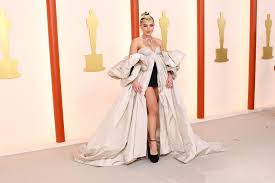 "2023 Oscars Fashion Watch: Spot the Latest Celebrity Trends & Styles on the Red Carpet"