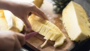 "The Unexpected Side Effect of Eating Fresh Pineapple: Mouth Bleeding Explained"