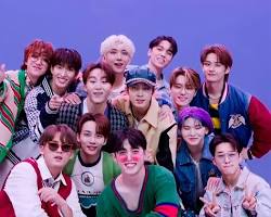 Image of Seventeen group photo