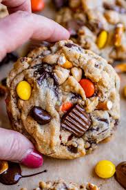 Outrageous Pretzel Reese's Peanut Butter Cookies - The Food ...
