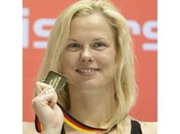 Doris Eichhorn (Aqua Berlin) wurde im 100-m-RÃ¼ckenfinale in guten 59,12 s ...
