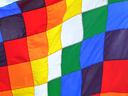 Résultat de recherche d'images pour "multicolore drapeau bolivie"