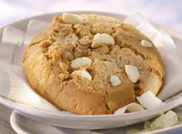 Image result for galletas cookies de chocolate blanco