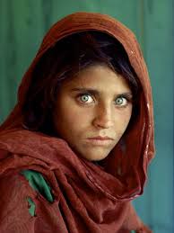 Non solo bellezza estetica pura e semplice poiché il volto rugoso di un vecchio, in fotografia, ha lo stesso fascino degli occhi de &quot;la ragazza afgana&quot; di ... - 184859140-51f114eb-4538-4d88-8f94-f10a5bec90de
