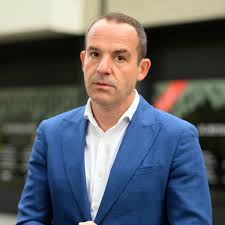 Martin Lewis issues urgent warning for anyone booking a holiday
