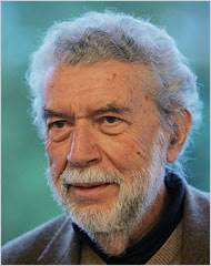 PARIS (AP) — Alain Robbe-Grillet, an author and filmmaker who was one of France&#39;s most important avant-garde writers in the 1950s, died on Monday. - robbe190