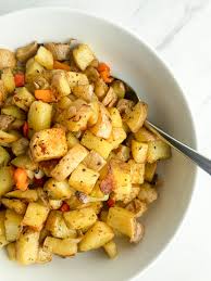 Roasted Potatoes with Onions and Red Peppers - Gitta's Kitchen
