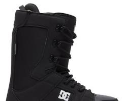 DC Shoes snowboard boots