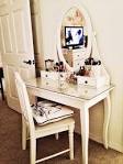 Realization dressing table