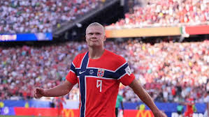 Erling Haaland scored his first two World Cup goals ...
