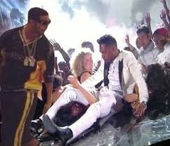 The Source Chronicles The Best “Drake Lean” &amp; “Miguel Leg Drop ... via Relatably.com