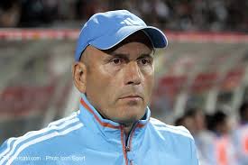 Elie Baup Ce qui a fait dire à son entraîneur que &quot; un match historique puisque c&#39;est la millième victoire de l&#39;Olympique de Marseille. - 2012-10-05-elie-baup