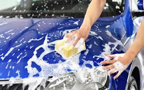 Znalezione obrazy dla zapytania ręczne mycie samochodu