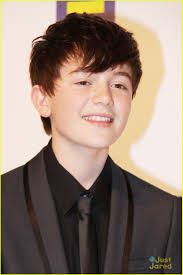 See more here --&gt; justjaredjr.buzznet.com/2011/10/02/greyson-chance-human-rights-campaign-dinner-2011/ - greyson-chance-human-rights-08