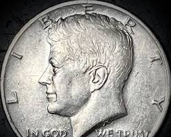 1971-D Weakened Rim Kennedy half dollar