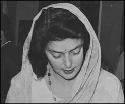 Charismatic former royal Rajmata Gayatri Devi, who had an eventful stint in politics and was jailed during Emergency, died at a hospital in Jaipur on ... - M_Id_97066_Gayatri_devi