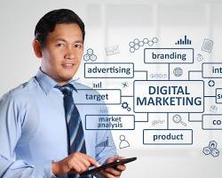 Gambar Digital marketing manager