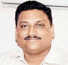 The police have arrested a former Shiv Sena shakha pramukh, identified as Santosh Mane (40), and Pranav Tembekar, deputy president of MNS&#39; ... - Santosh-Mane